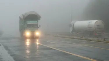 Bolu Dağı'nda sis ve sağanak etkili oldu