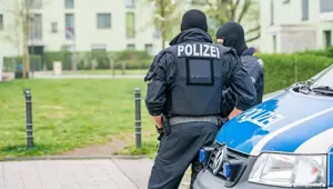 Almanya'dan Yunanistan'a polis desteği