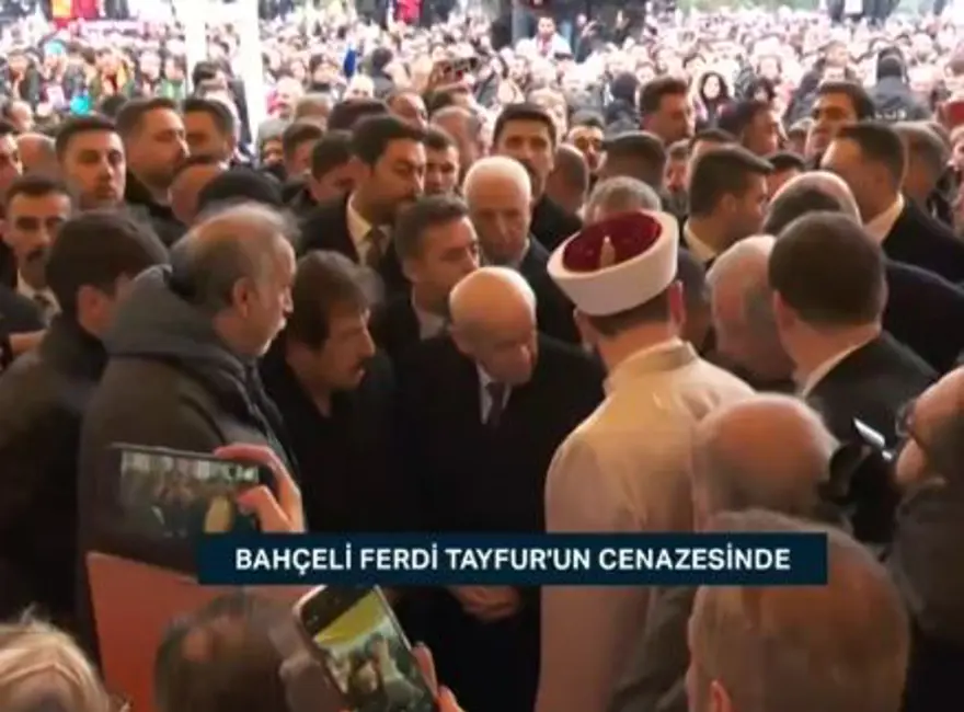 DEVLET BAHÇELİ DE CENAZE TÖRENİNDE 14