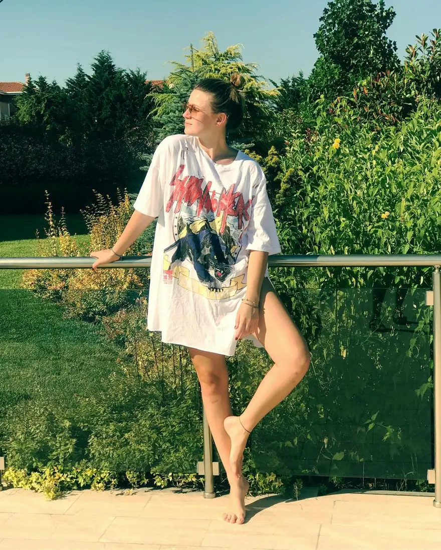Gizem Karaca’nın olaylı gecesi (Otelden kovuldu) 3