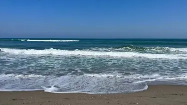 Hatay'da denize giren İranlı kardeşleri ölüm ayırdı