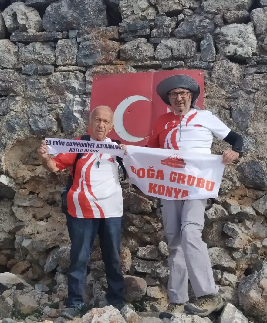 Yıldız Dağı'nda kaybolan emekli öğretim üyesi aranıyor 5 Yıldız Dağı'nda kaybolan emekli öğretim üyesi aranıyor 5