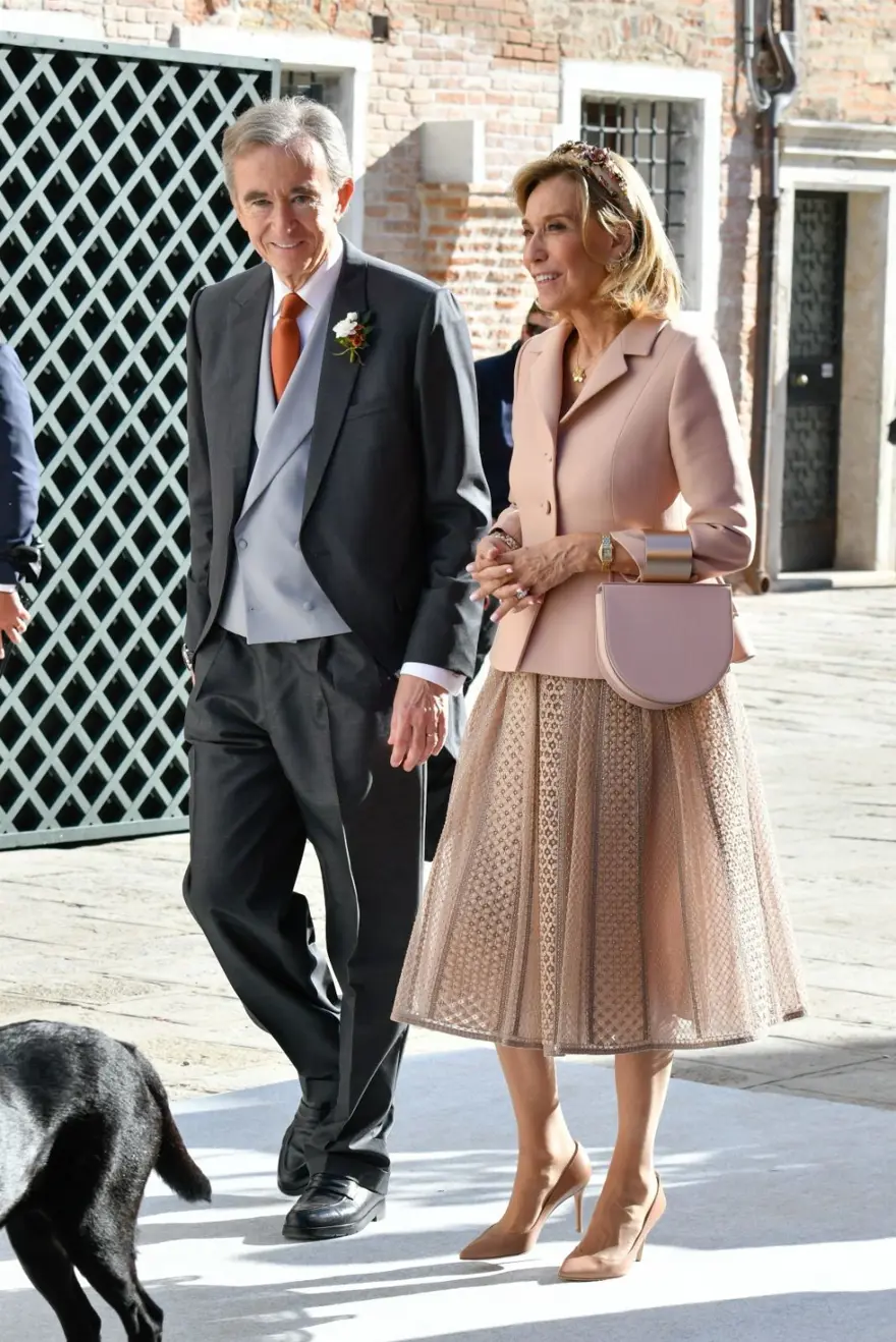 Dünyanın en zengin üçüncü kişisinin oğlu AlexandreArnault evlendi 20 Dünyanın en zengin üçüncü kişisinin oğlu AlexandreArnault evlendi 20