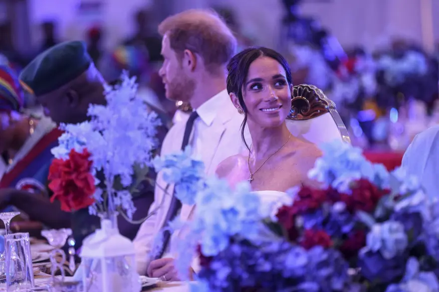 Meghan Markle, Prenses Diana'nın kolyesini taktı 
