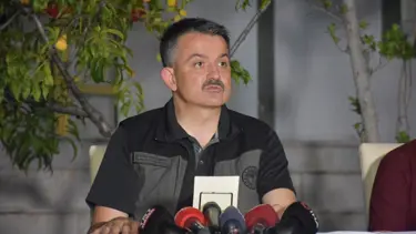 Yangınla mücadelede son durum (Bakan Pakdemirli'den açıklama)