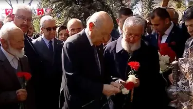 Alparslan Türkeş, ölümünün 22. yılında anıldı