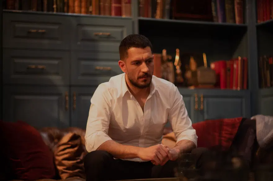 Sakla Beni'de Mete vazgeçmiyor! "İncila kaçtıkça kovalayacak" 8