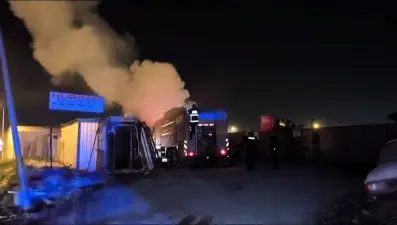 Geri dönüşüm tesisinde yangın