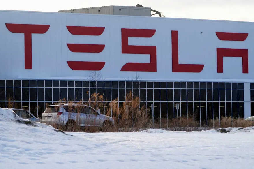 Elon Musk 5,7 milyar dolarlık Tesla hissesini bağışladı 9
