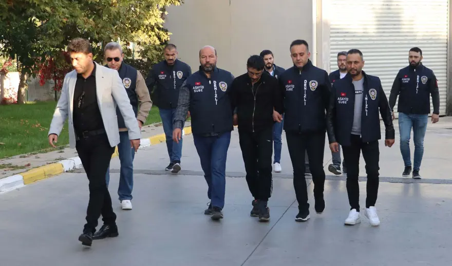 Denizli’deki vahşetin sebebi “haraç” çıktı (Elleri ayaklarıve ağzı bağlı, göğsünden bıçaklanmış halde bulundu) 3