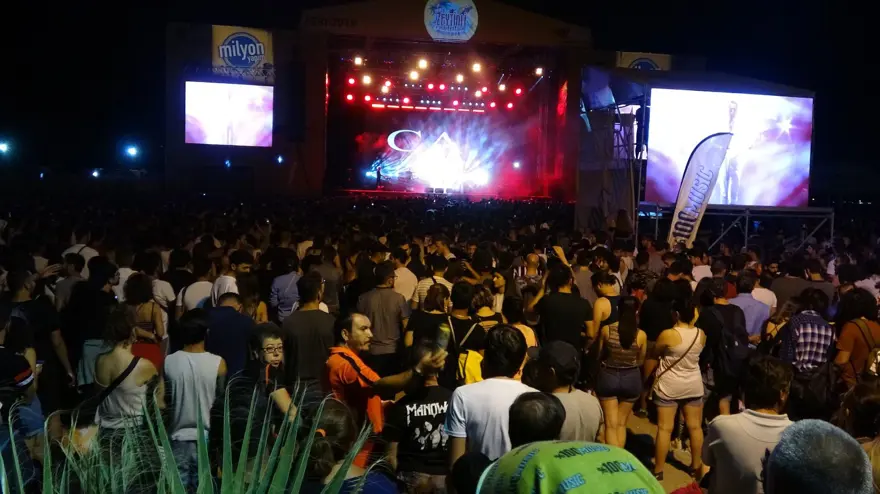 Zeytinli Rock Festivali başladı (İlk günden kareler) 10