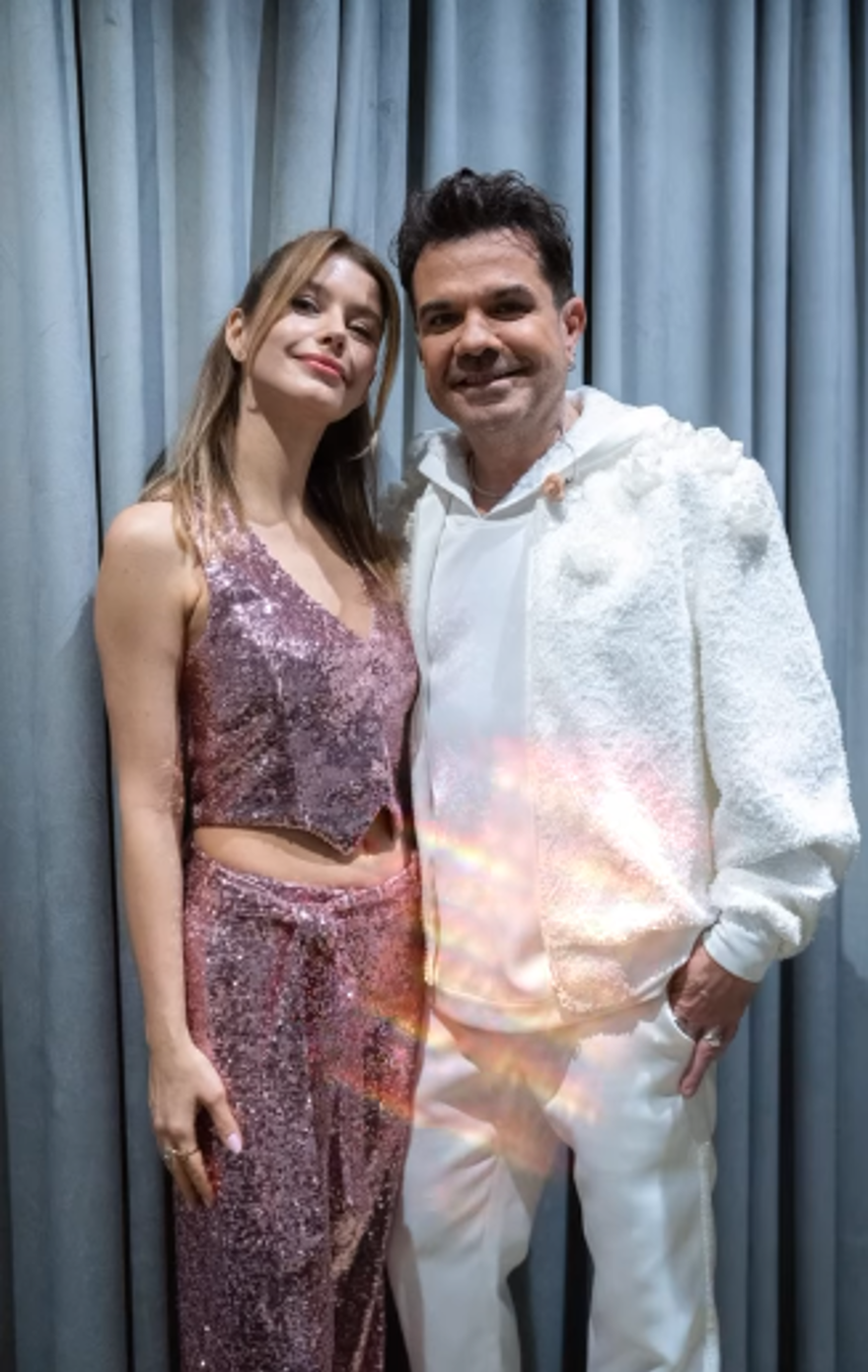 Ünlü isimlerden Sevgililer Günü paylaşımları 3