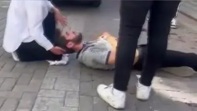 Zeytinburnu’nda bıçaklı kavga: 3 yaralı