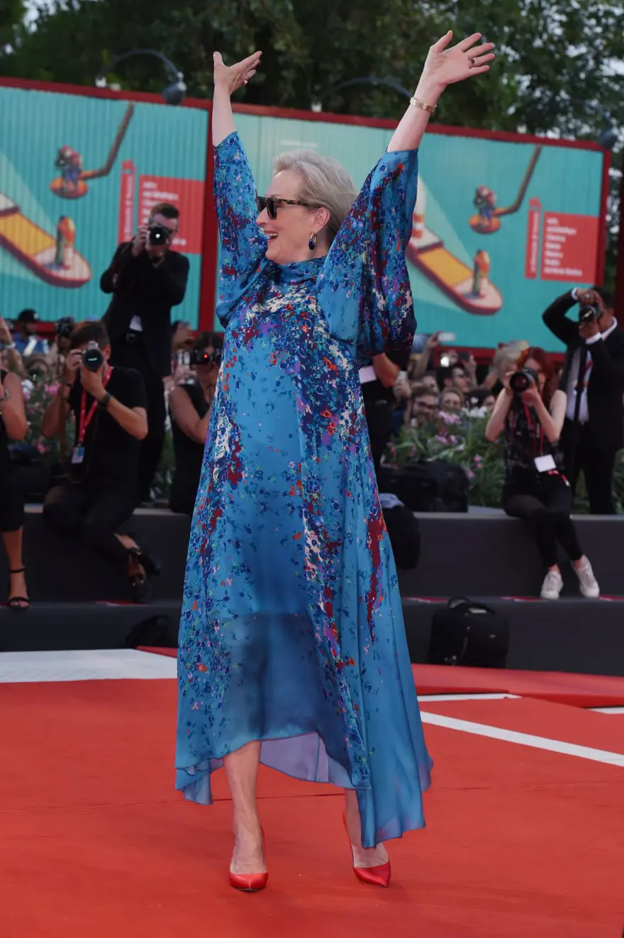 Meryl Streep The Laundromat filminin Venedik prömiyerinde 