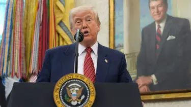 Trump: Büyük ve saygın bir ülke ile ticaret anlaşması yapacağız