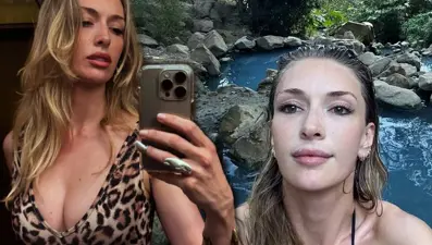 Yasemin Allen'dan yeni tatil pozları