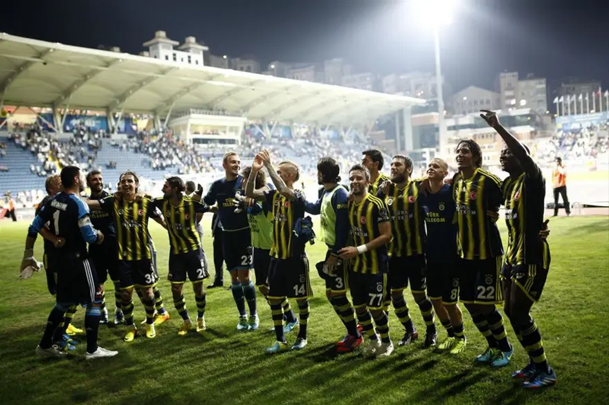 Fenerbahçe uzatmalarda güldü 38 Fenerbahçe uzatmalarda güldü 38