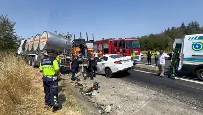 TEM'de korkunç kaza: Dört kişi yaşamını yitirdi