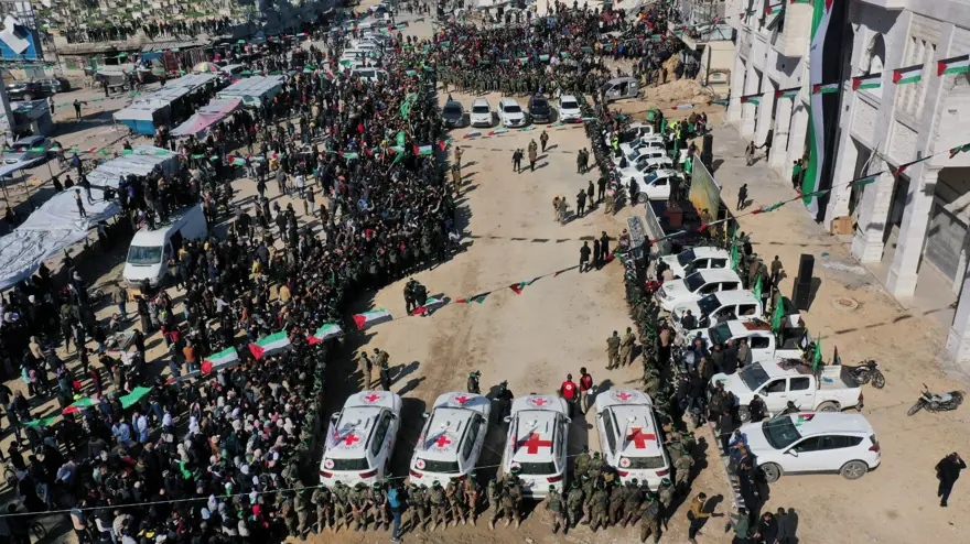 Gazze'de ikinci esir takası: İsrailli 4 kadın askere, 200 Filistinli esir serbest kaldı 10