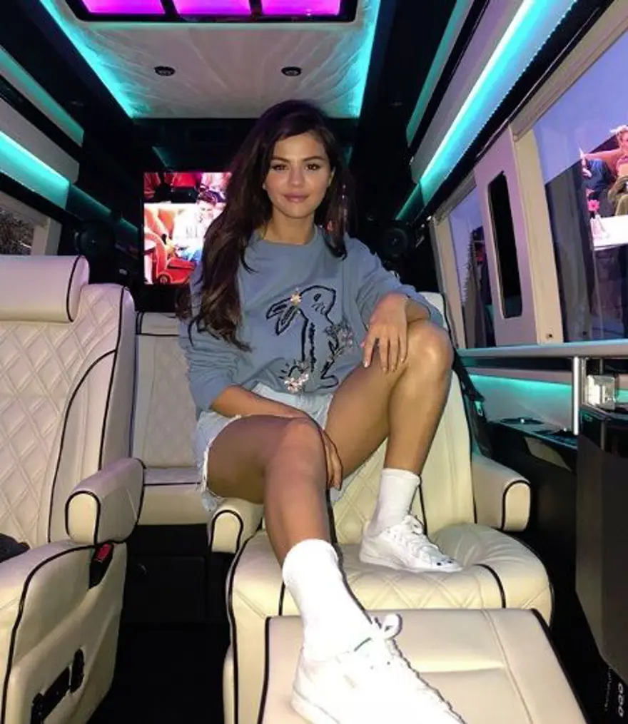 Artık Instagram’da en çok takip edilen kadın ünlü Ariana Grande 2 Artık Instagram’da en çok takip edilen kadın ünlü Ariana Grande 2
