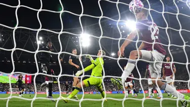 Chelsea geriden gelip 5 golle farka koştu