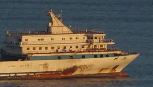 Yunan unsurlarından ticari gemiye taciz ateşi