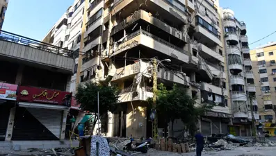 Bombalar altında Beyrut'ta yaşam