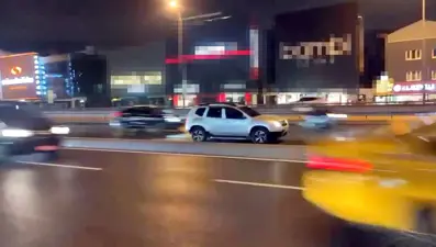 D-100'de tehlikeli anlar: Metrelerce ters yönde gitti