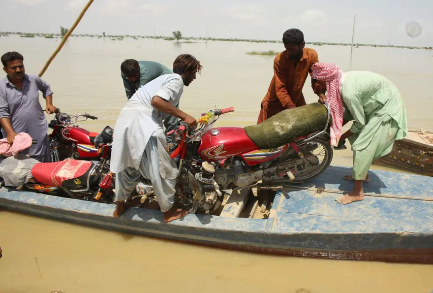 Pakistan'da sel felaketi: Can kaybı bini aştı 8