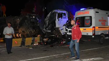 Kırıkkale'de trafik kazası: 2 ölü, 16 yaralı