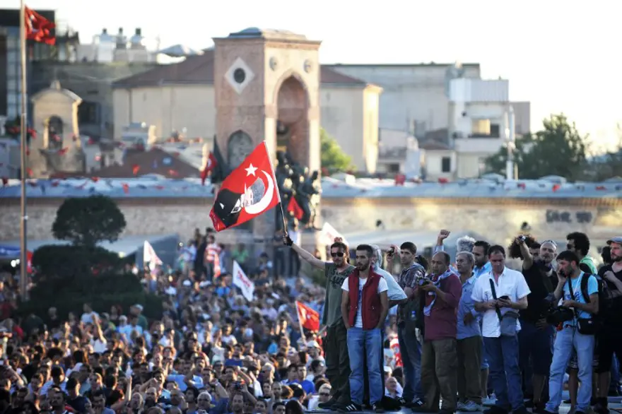 Taksim'de gerginlik 64