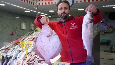 Hamsiden sonra tezgahların gözdesi oldu: Kilosu 70 TL'ye satılıyor