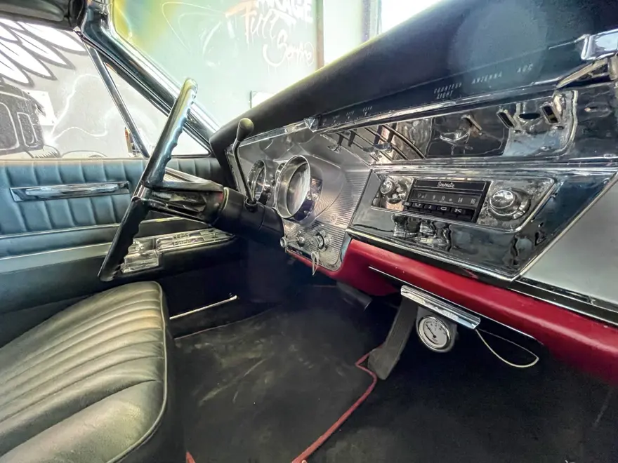 İşini bırakıp klasik otomobil garajı açtı: Bu otomobillerin bir ruhu var 3