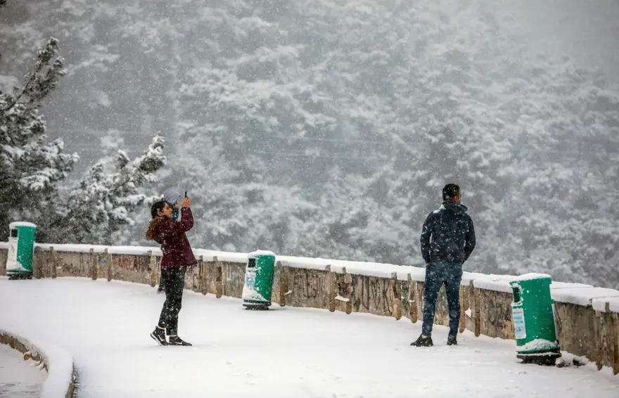 Antalya’ya 29 yıl sonra kar yağdı 43 Antalya’ya 29 yıl sonra kar yağdı 43