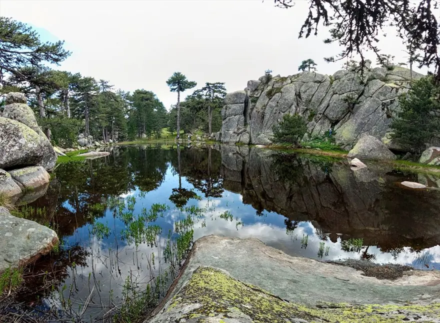 Kütahya'daki Eğrigöz Dağı'nın zirvesindeki doğal gölet keşfedilmeyi bekliyor 2