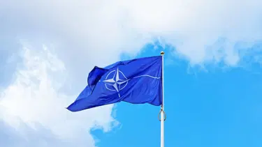 NATO'dan Sırbistan ve Kosova'ya diyalog çağrısı