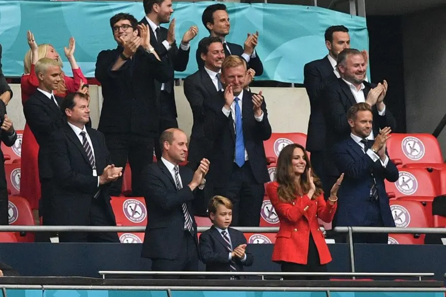Kraliyet Ailesi, David Beckham ve Ed Sheeran EURO 2020 İngiltere-Almanya Maçı tribününde 