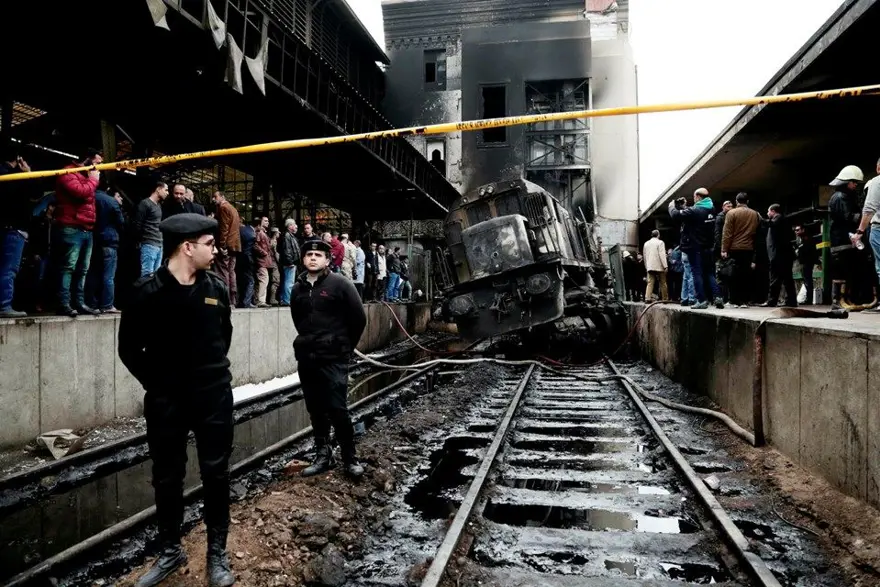 "Mısır'daki tren kazasının nedeni, makinist kavgası" 7