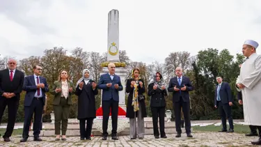 Numan Kurtulmuş, Budapeşte’de Galiçya Türk Şehitliği’ni ziyaret etti
