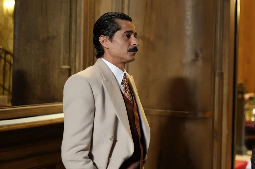 Sen Ağlama İstanbul'da Ferhat'ı yıkan evlilik! "Kubat sevmeyi Şehrazat'la öğrenecek" 10