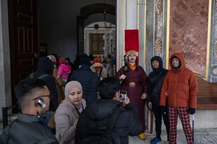 "SARAYA ÖNEMLİ MEKANLAR KATACAĞIZ" 8