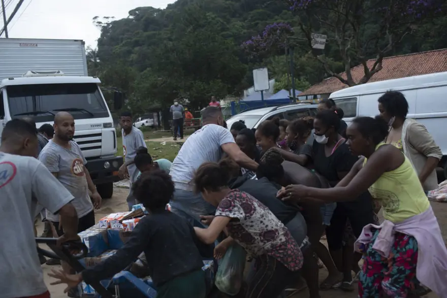 Brezilya’daki sel felaketinde ölenlerin sayısı 104’e çıktı 31 Brezilya’daki sel felaketinde ölenlerin sayısı 104’e çıktı 31