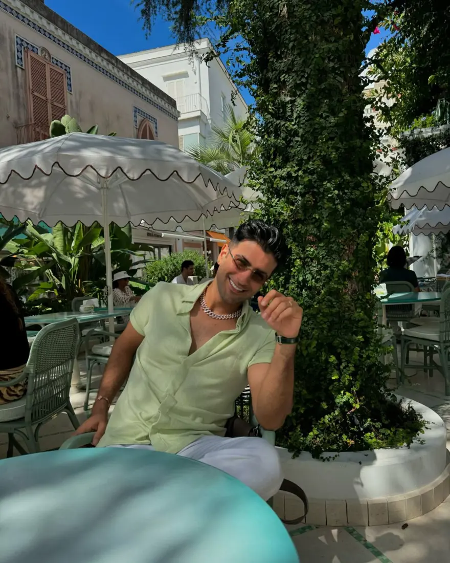 Burak Özçivit'ten yeni imaj: Tatil başlar  (Ünlülerin değişimi) 33