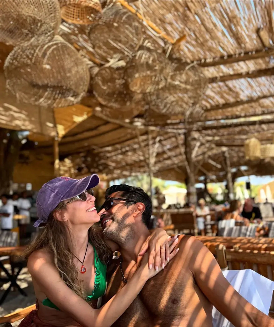 Sinem Kobal paylaştı: Kenan İmirzalıoğlu ile Lalin'in bahçe keyfi 2 Sinem Kobal paylaştı: Kenan İmirzalıoğlu ile Lalin'in bahçe keyfi 2