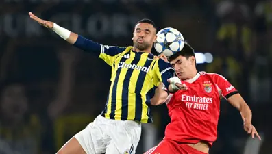 Kadıköy'de golsüz gece: Fenerbahçe turu Portekiz'e bıraktı