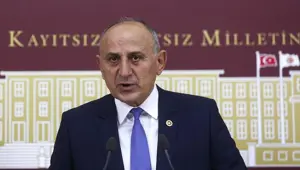 CHP'li Dursun Çiçek, ön seçim için imza toplamaya başladı