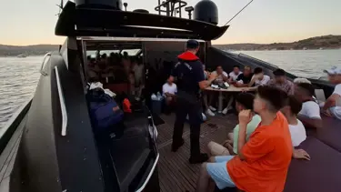 Bodrum açıklarında 72 düzensiz göçmen yakalandı