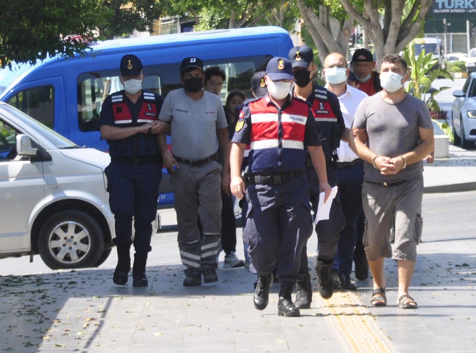 Kamyondan fırlayan lastikten ölüm: 3 kişi serbest bırakıldı