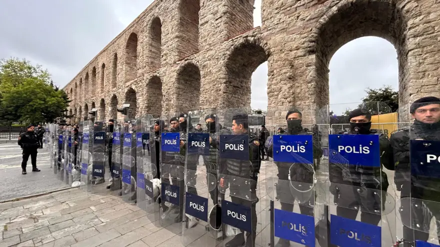 İstanbul'da 1 Mayıs tedbirleri: 217 gözaltı, 28 polis yaralı 28