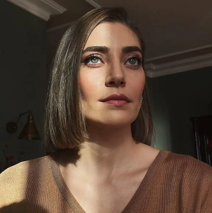 Yalı Çapkını'nın Asuman'ı Öznur Serçeler Recep İvedik 7 galasında Yalı Çapkını'nın Asuman'ı Öznur Serçeler Recep İvedik 7 galasında